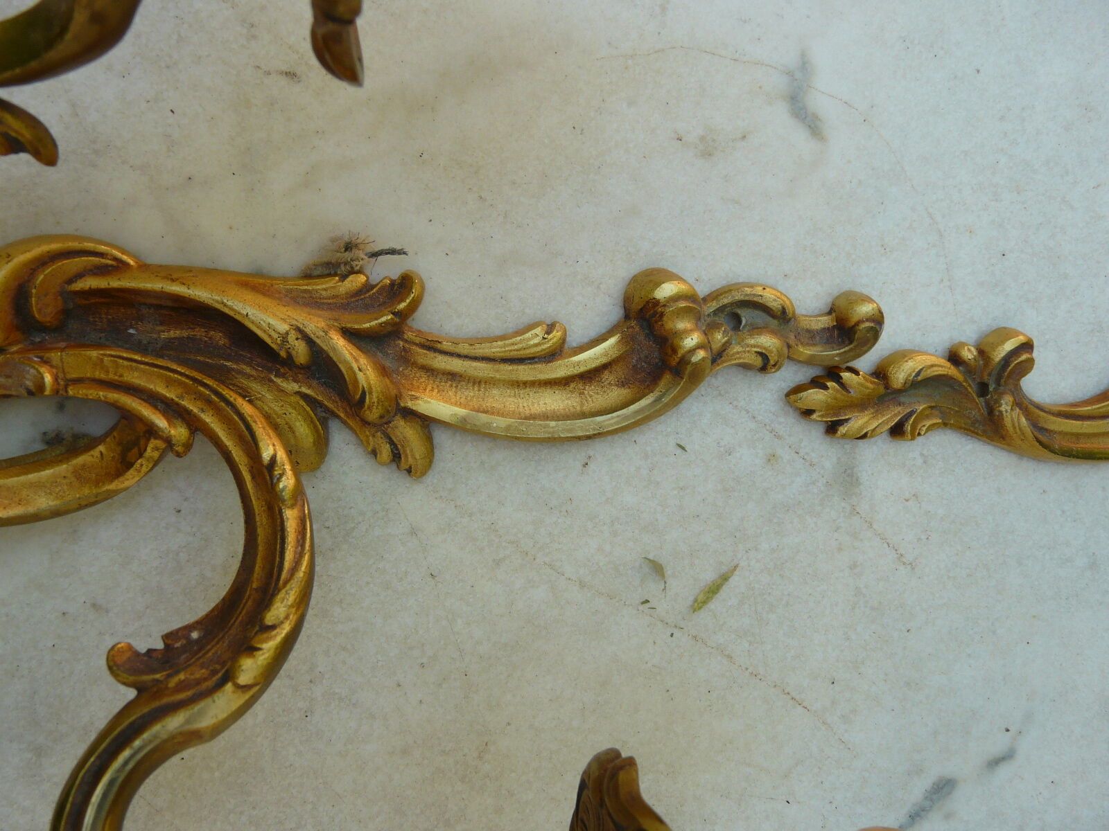 Two pairs of bronze wall light