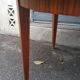 Table scandinave