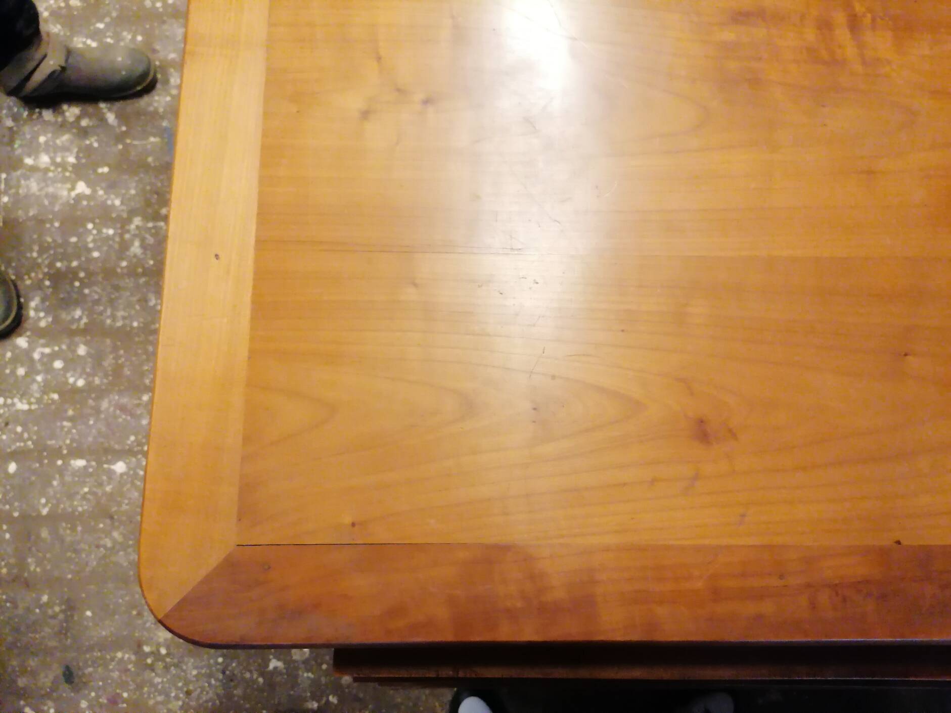 Louis Phillipe style 4-drawer chest of drawers