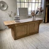 Two-sided central island counter in pine 220cm