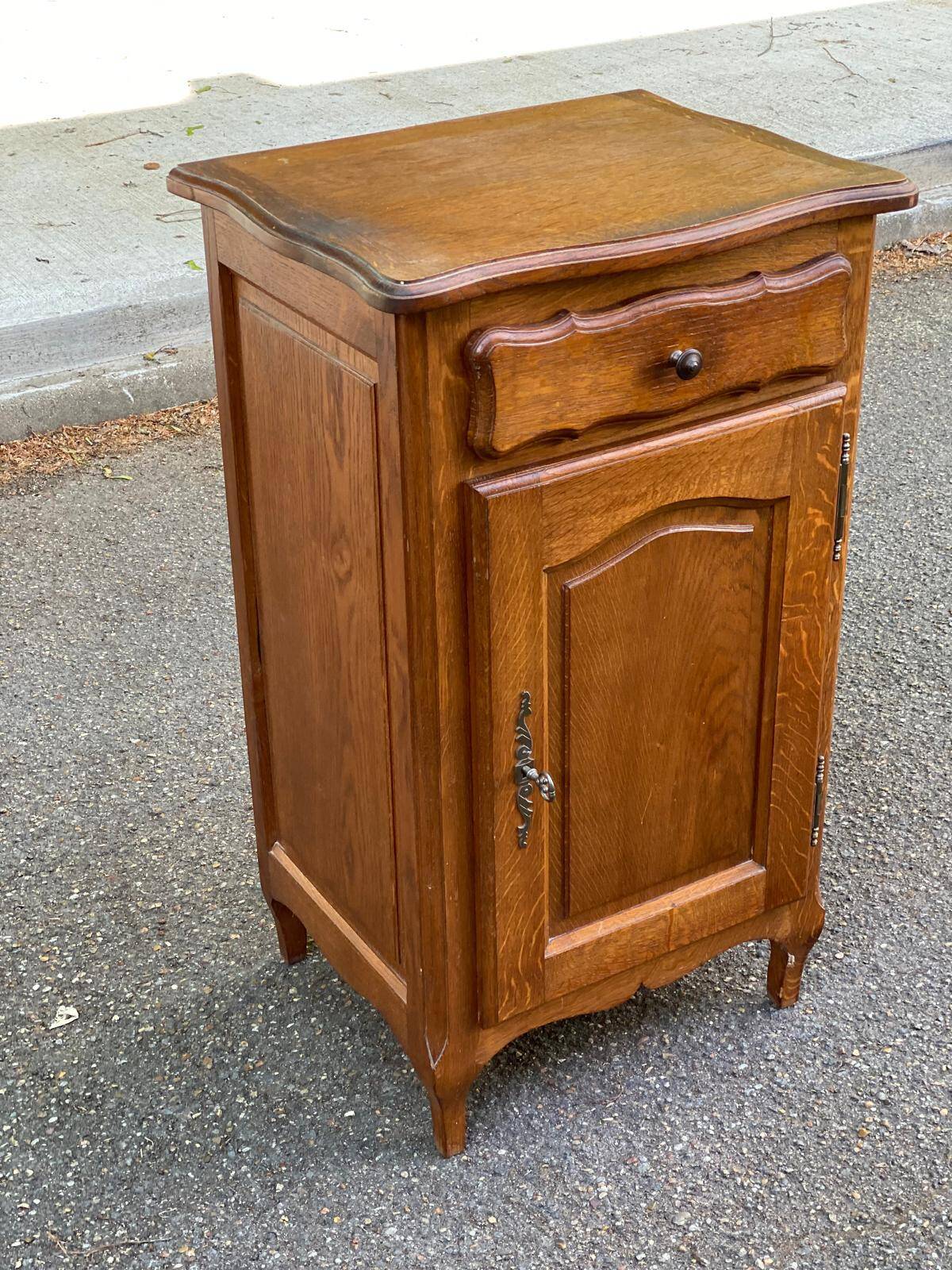 Commode confiturier table de chevet louis XV en bois
