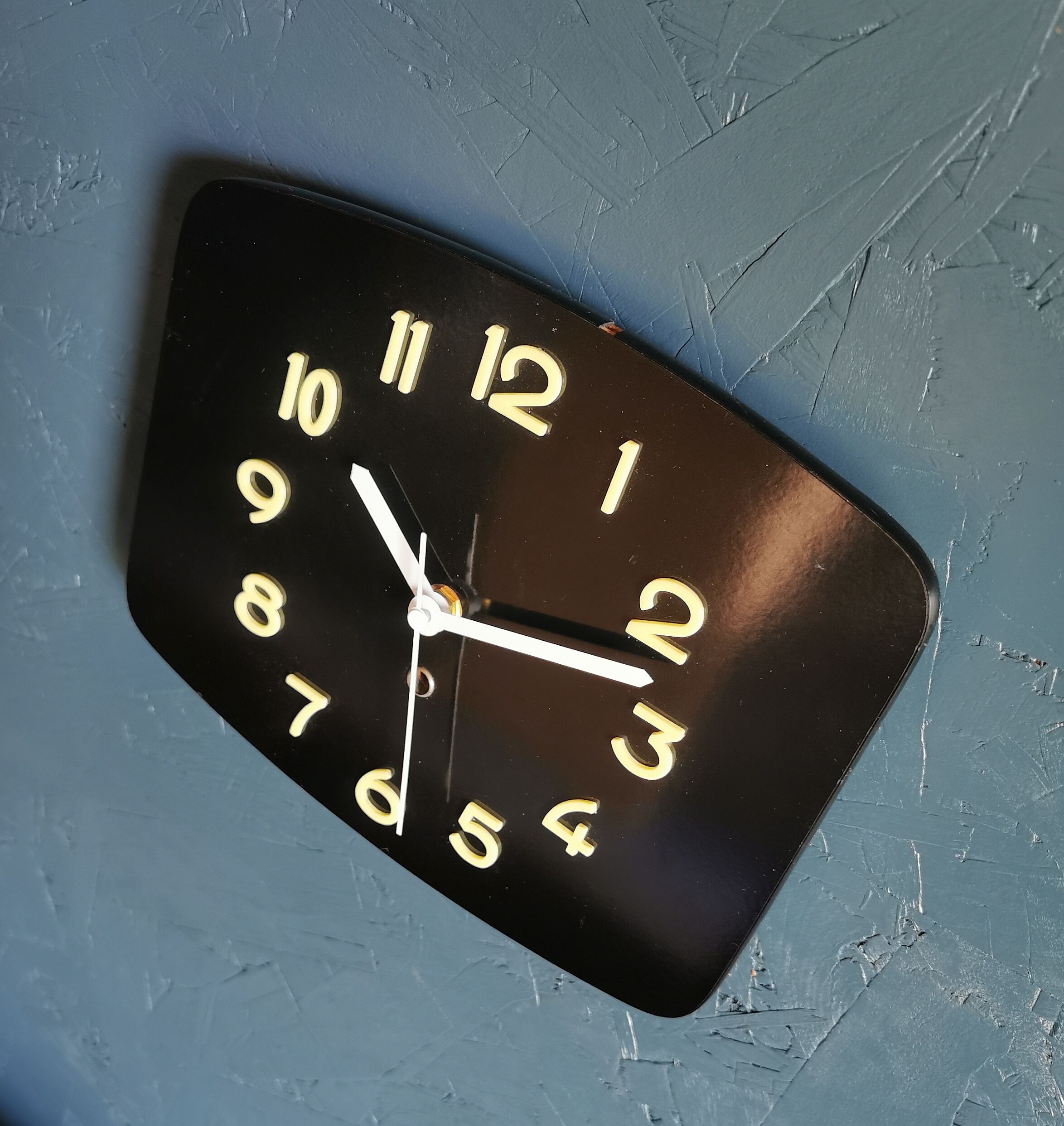 Rectangular vintage formica wall pendulum clock "Phosphorescent black"