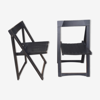 Pair of folding chairs