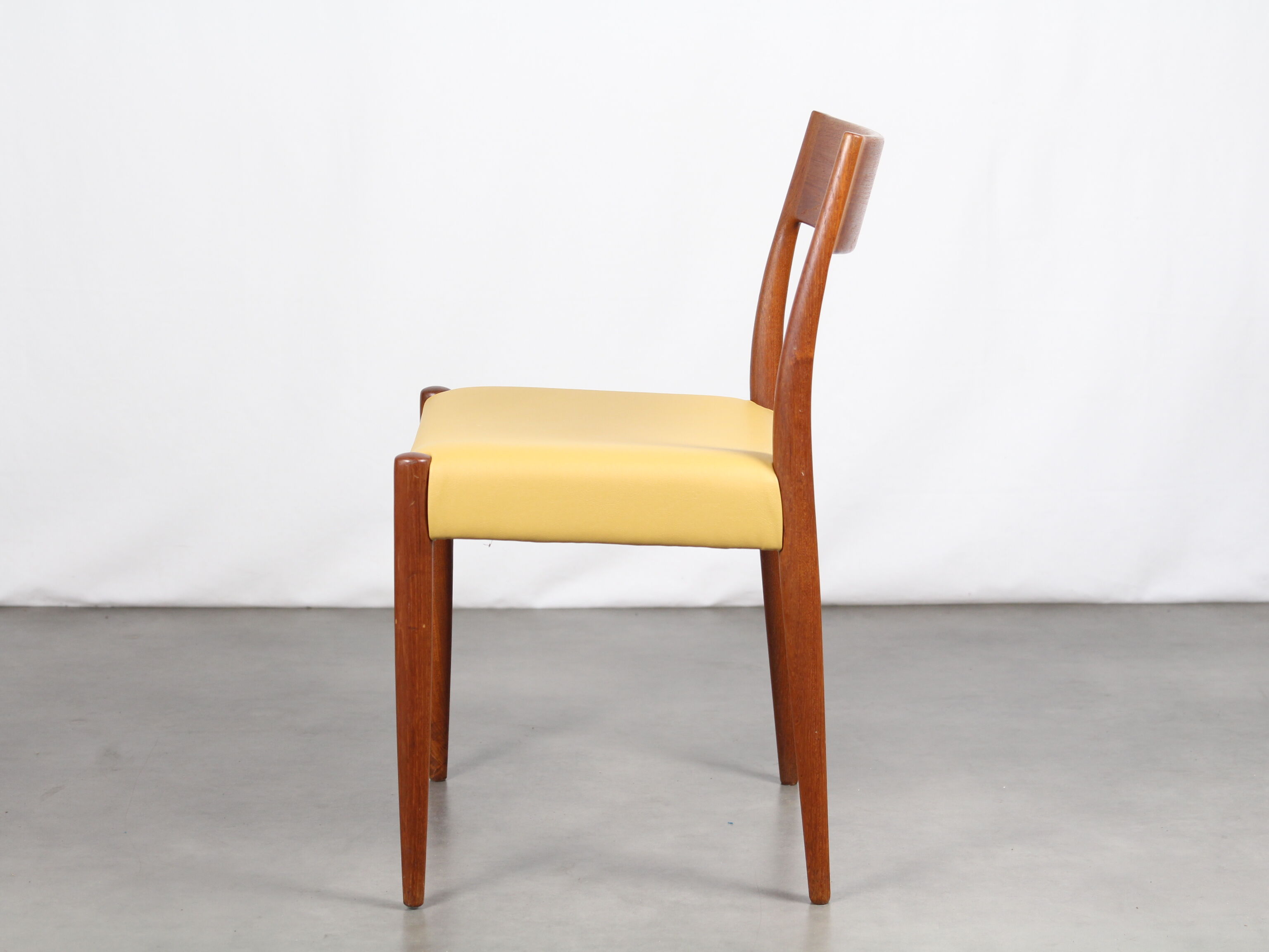 Chair teak of Arne Hovmand Olsen for Mogens Kold - model 175