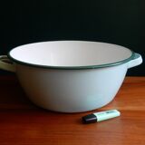 Enamelled metal basin from the 50s mint green