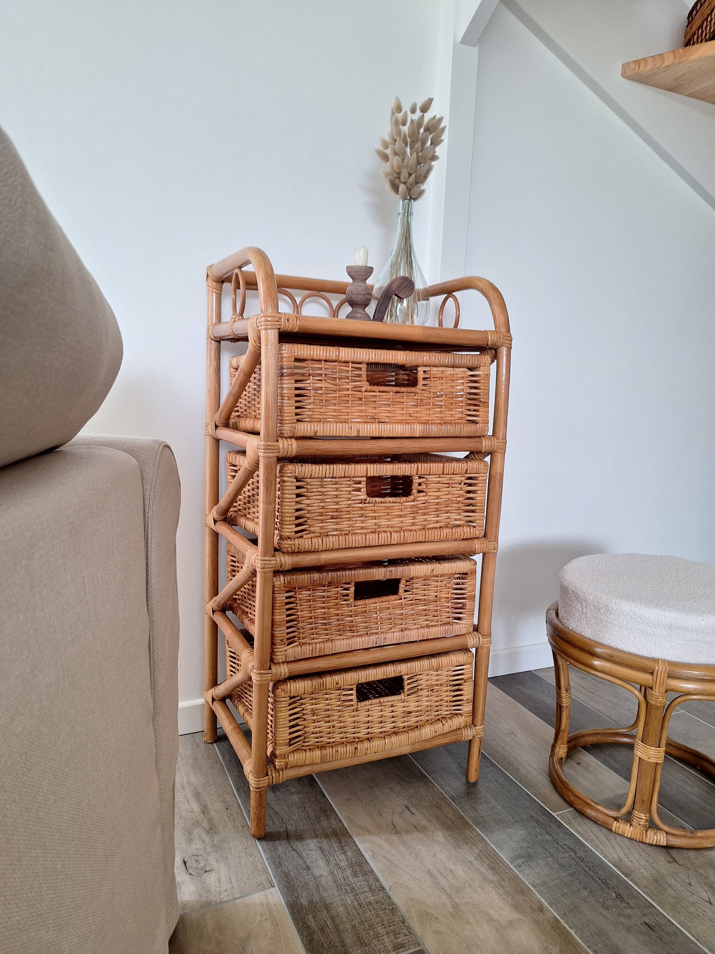Commode en rotin
