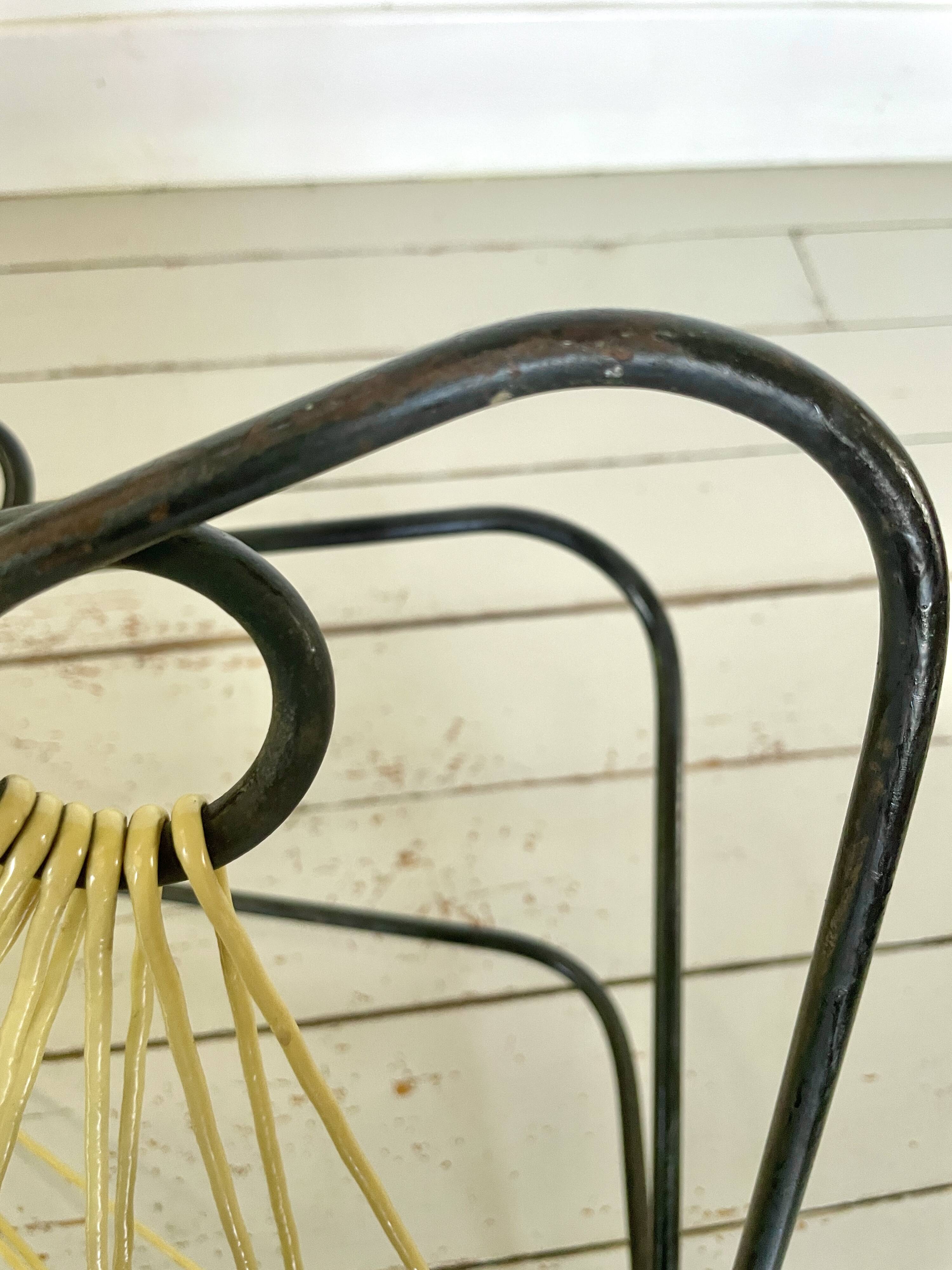 Porte-revues vintage scoubidou