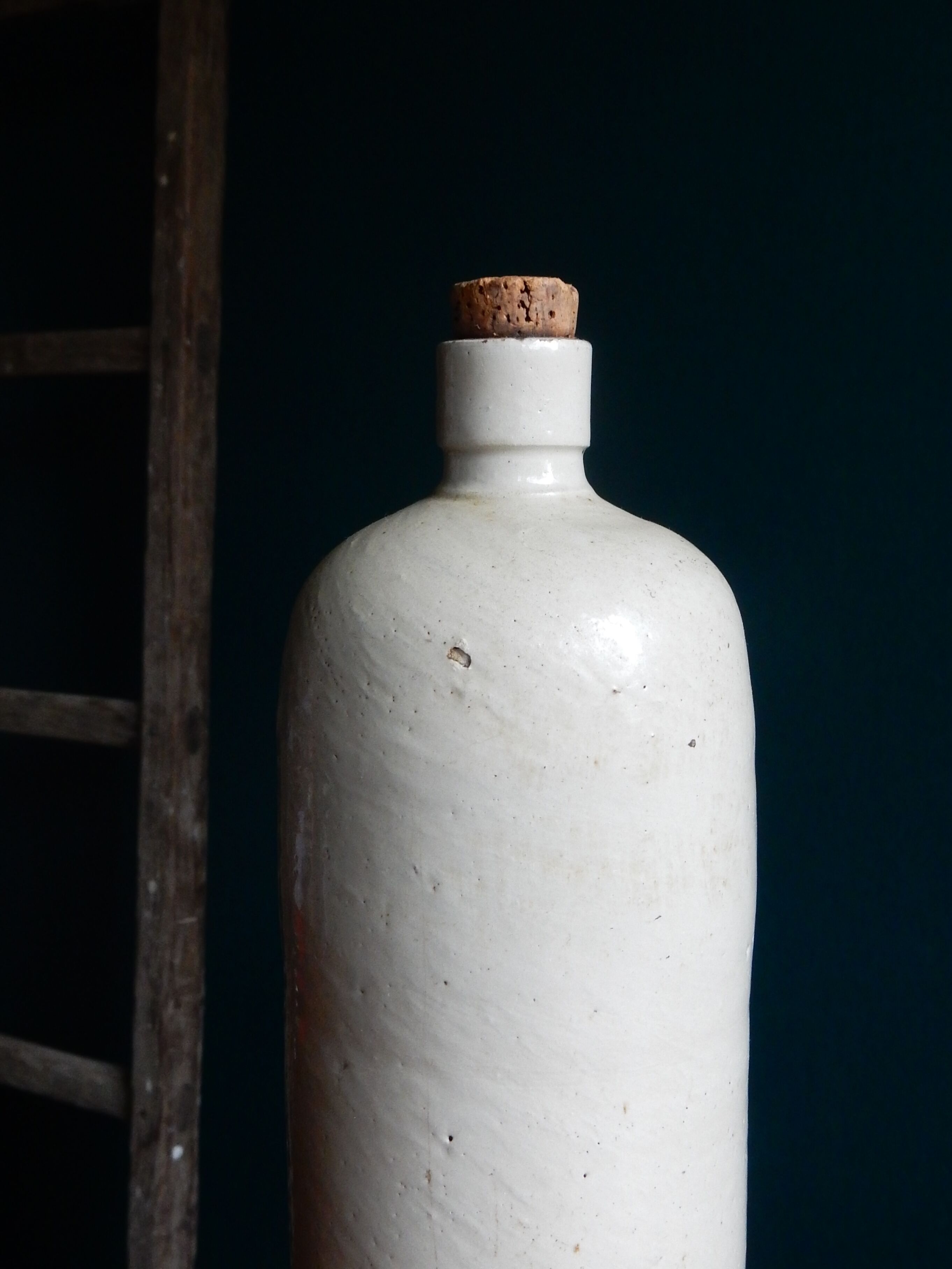 Enamelled grey sandstone bottle