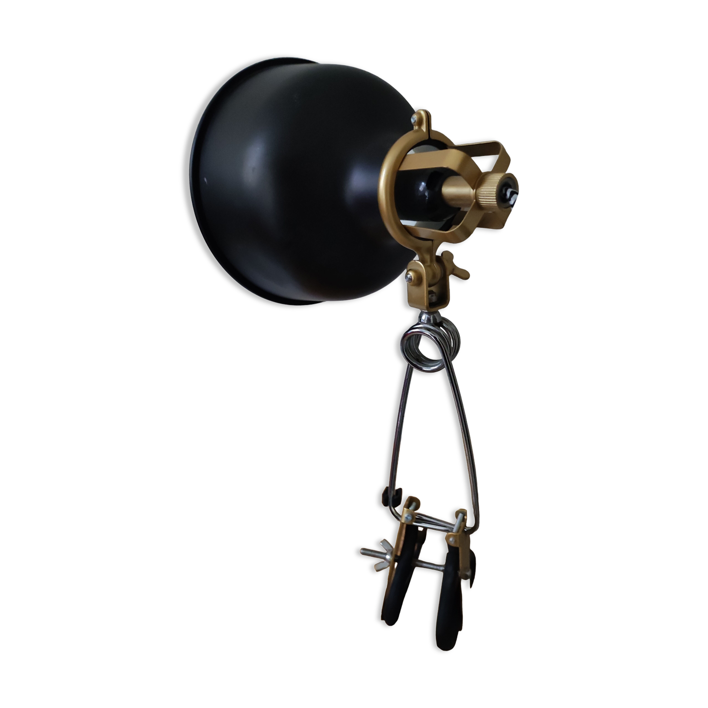 Spot lamp applied to clamp design industrial workshop