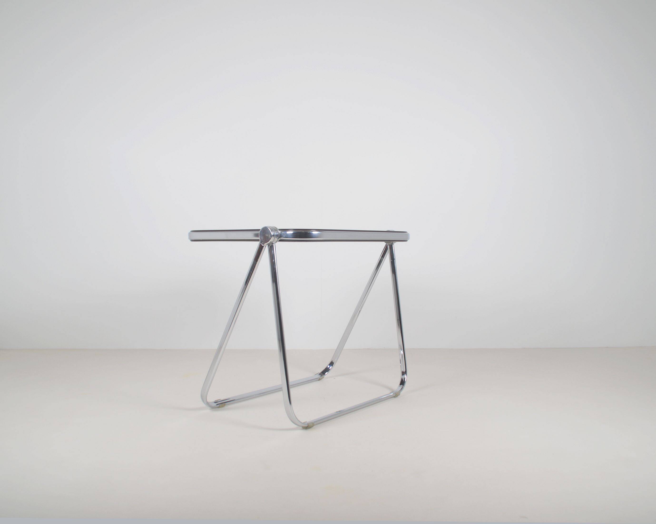 Bureau pliant 'Platone' de Giancarlo Piretti pour Castelli, années 1970.