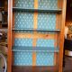 Armoire aux pieds compas
