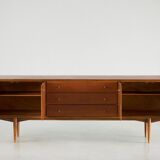 Long minimalist Scandinavian sideboard - 220 cm
