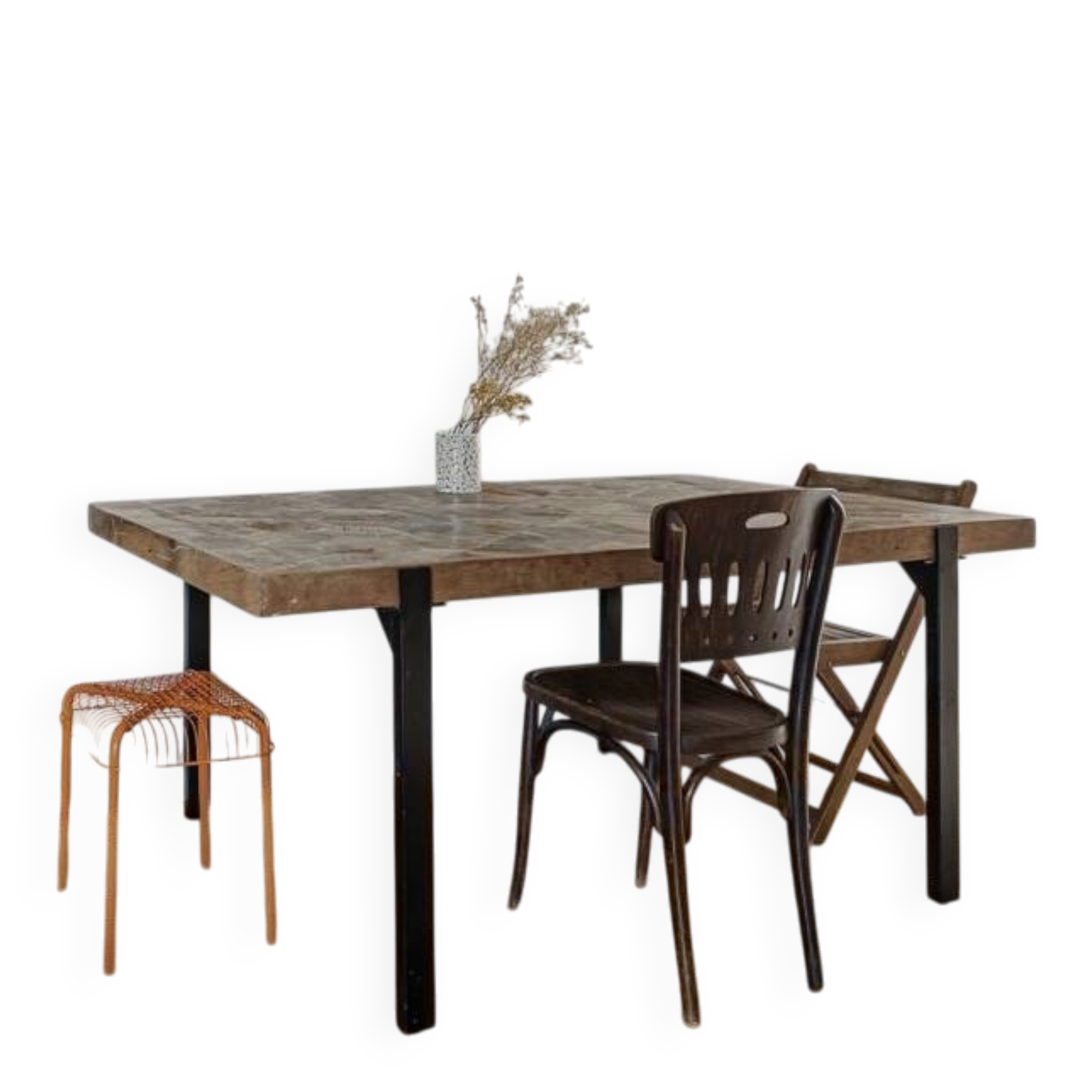 Tortuga table design 180 x 90 cm, made of mango wood and steel.