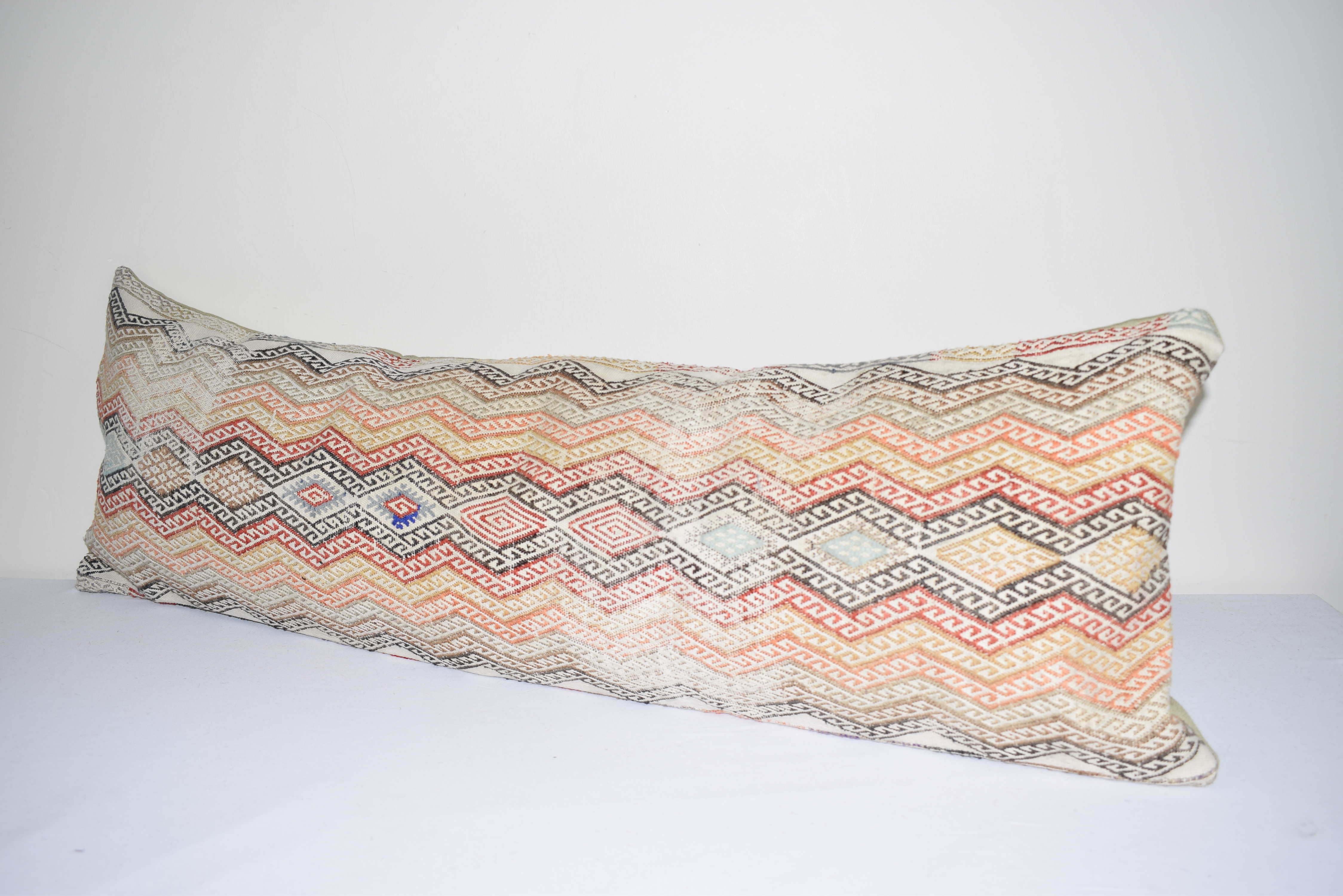 HAND-made wool cushion cover in KILim AK540