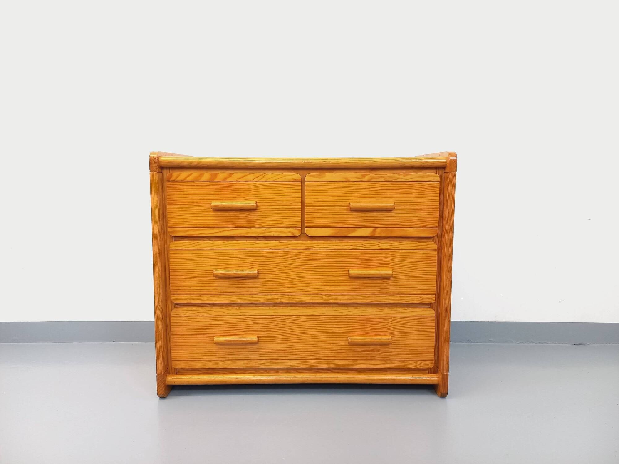 Vintage Gautier pine chest of drawers from the 70s 80s
