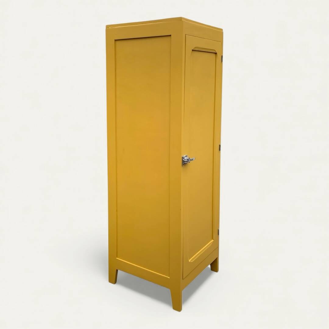 Parisian bonnetière wardrobe with butcher's handle, 1950