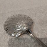 Silver-plated strawberry serving spoon, goldsmith Ercuis, laurels LXVI