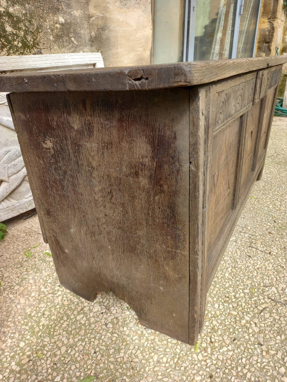 Large 17th century oak chest