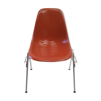 Chaise DSS de Ray Eames édition Herman Miller