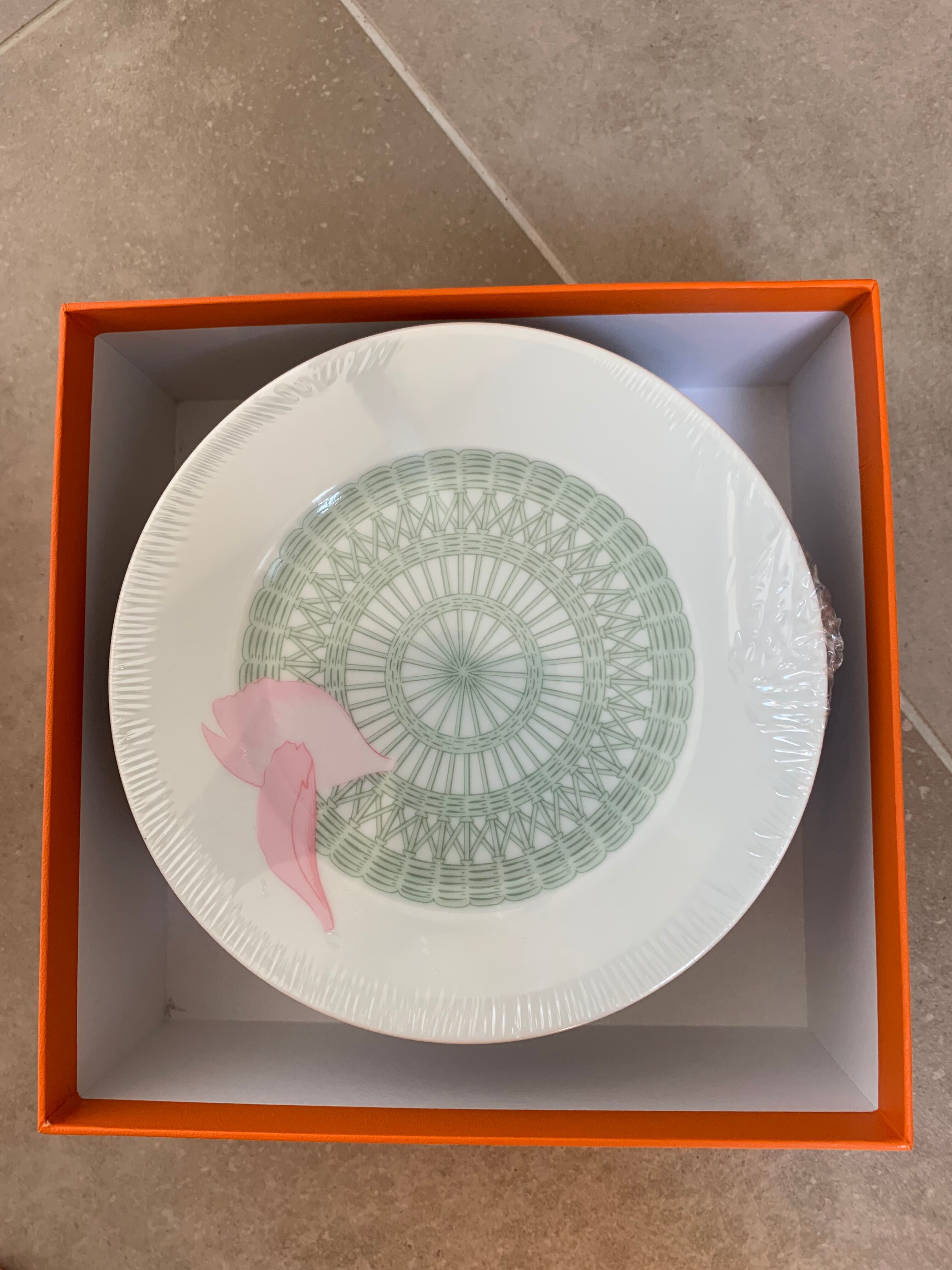 Hermès Service - 30 pieces (5 models/sizes - 6 plates)
