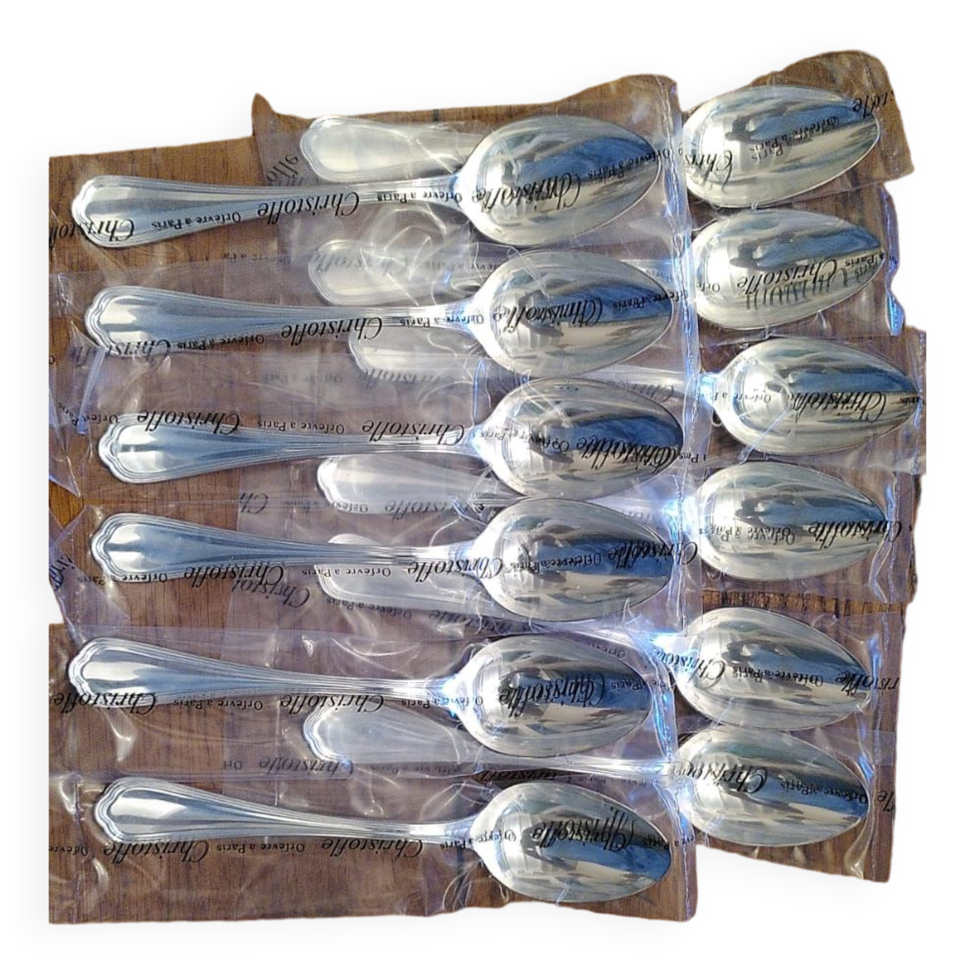 Lot de 12 cuillères à dessert Christofle modèle Spatours