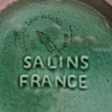 Teapot of Salins in slip