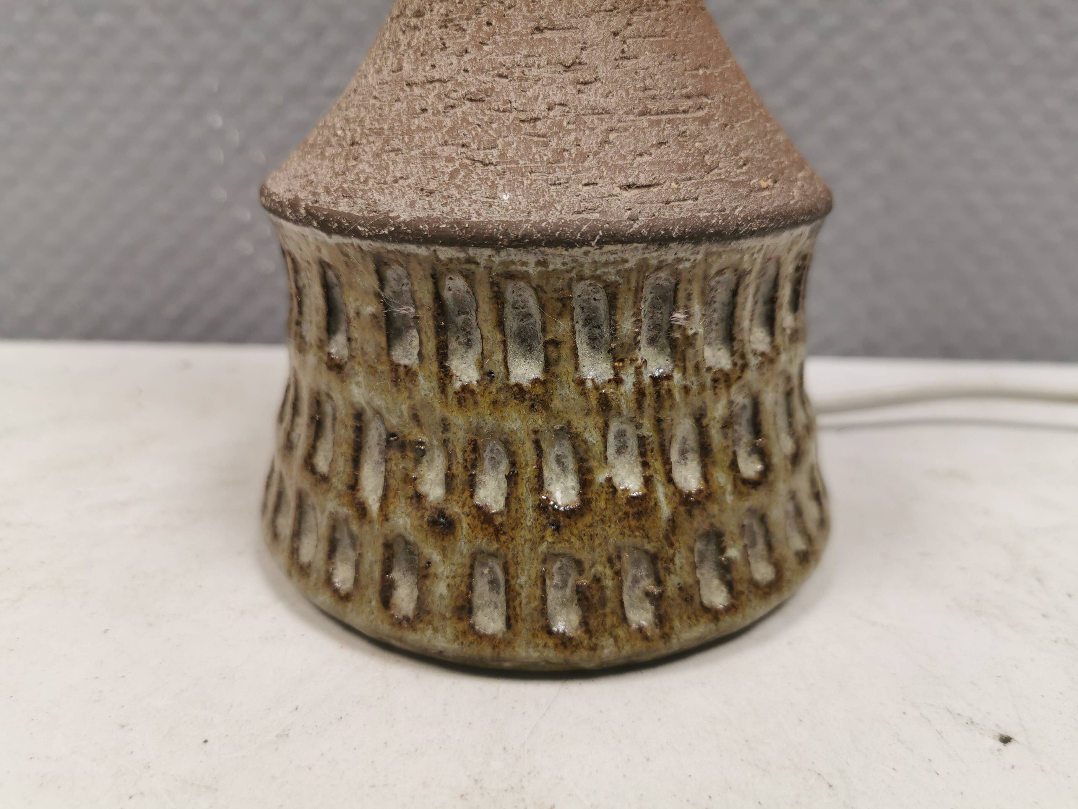 Small ceramic table lamp by Børge Christoffersen, Denmark, 1980s.