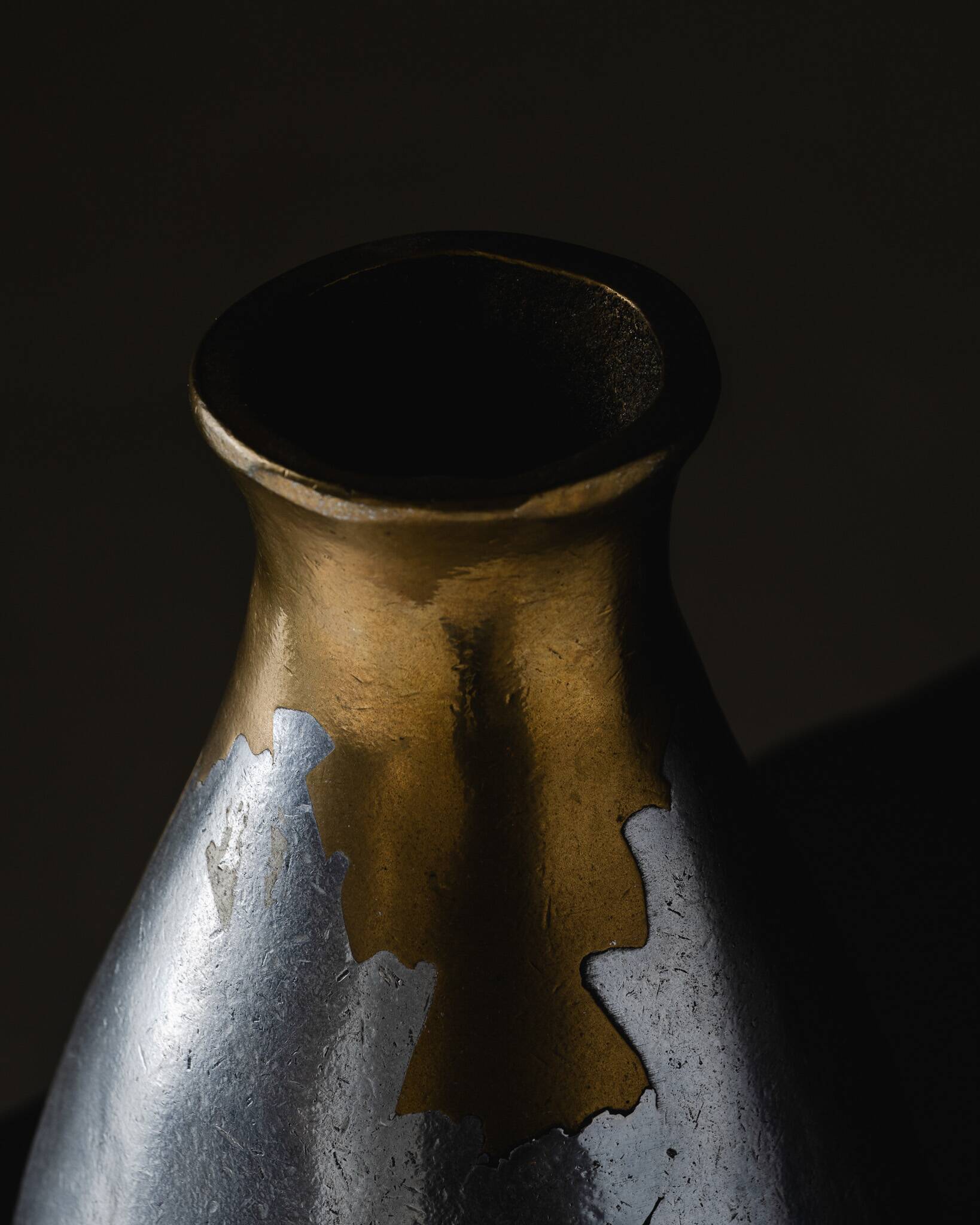 Vase en bronze et fonte d’aluminium, Philippe Jean, 1970s