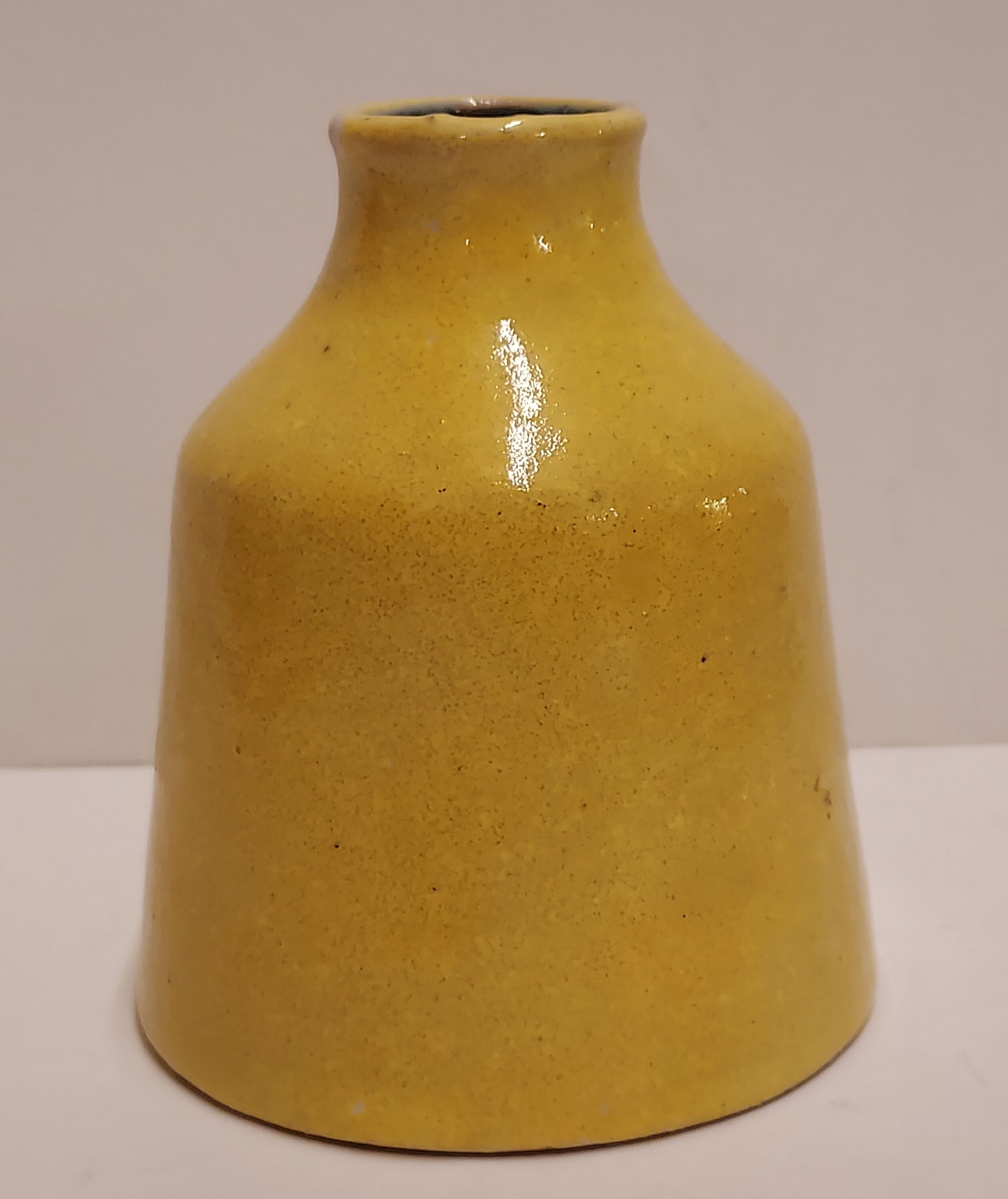 Bitossi Italy vase made for the Bijenkorf