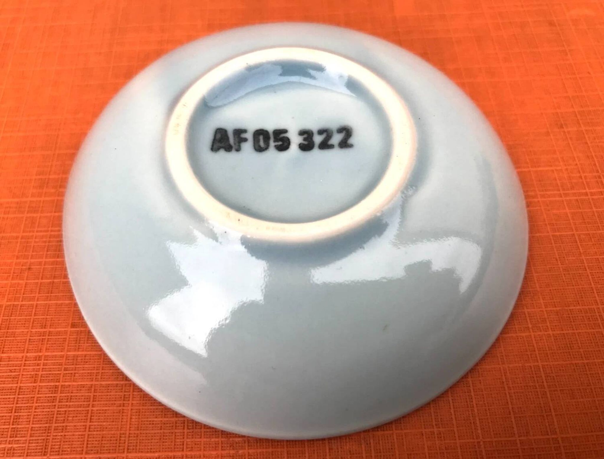 "Collector" bowl Concorde Air France AF 05322 Gien earthenware