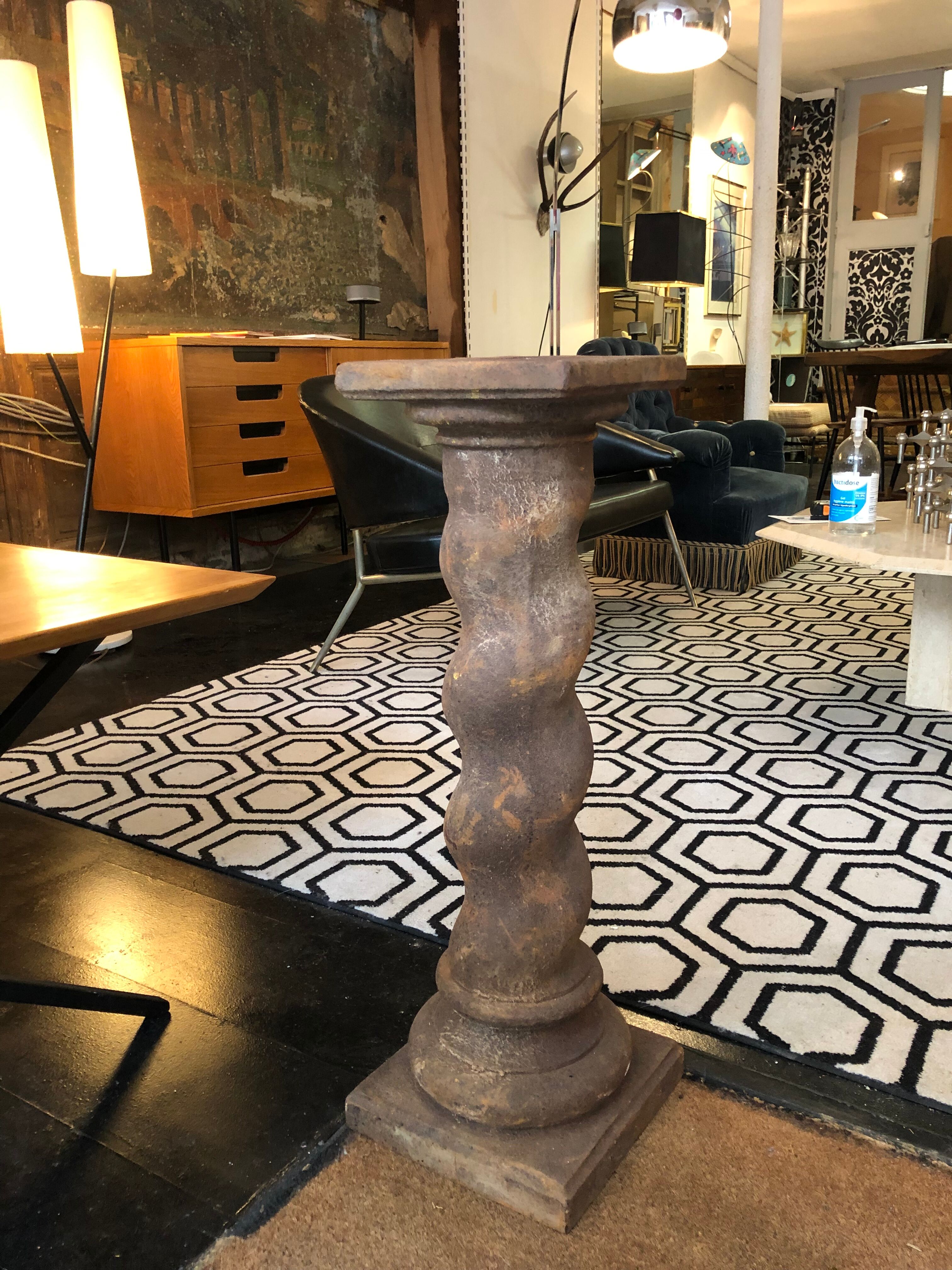 Cast iron column late 19th