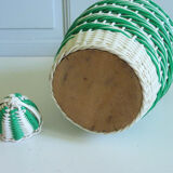 Green and white scoubidou bottle