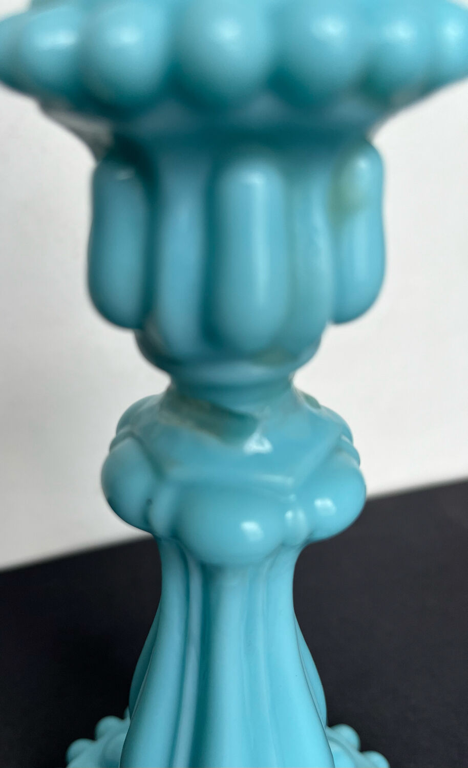 Pair of opaline candlesticks and its vase