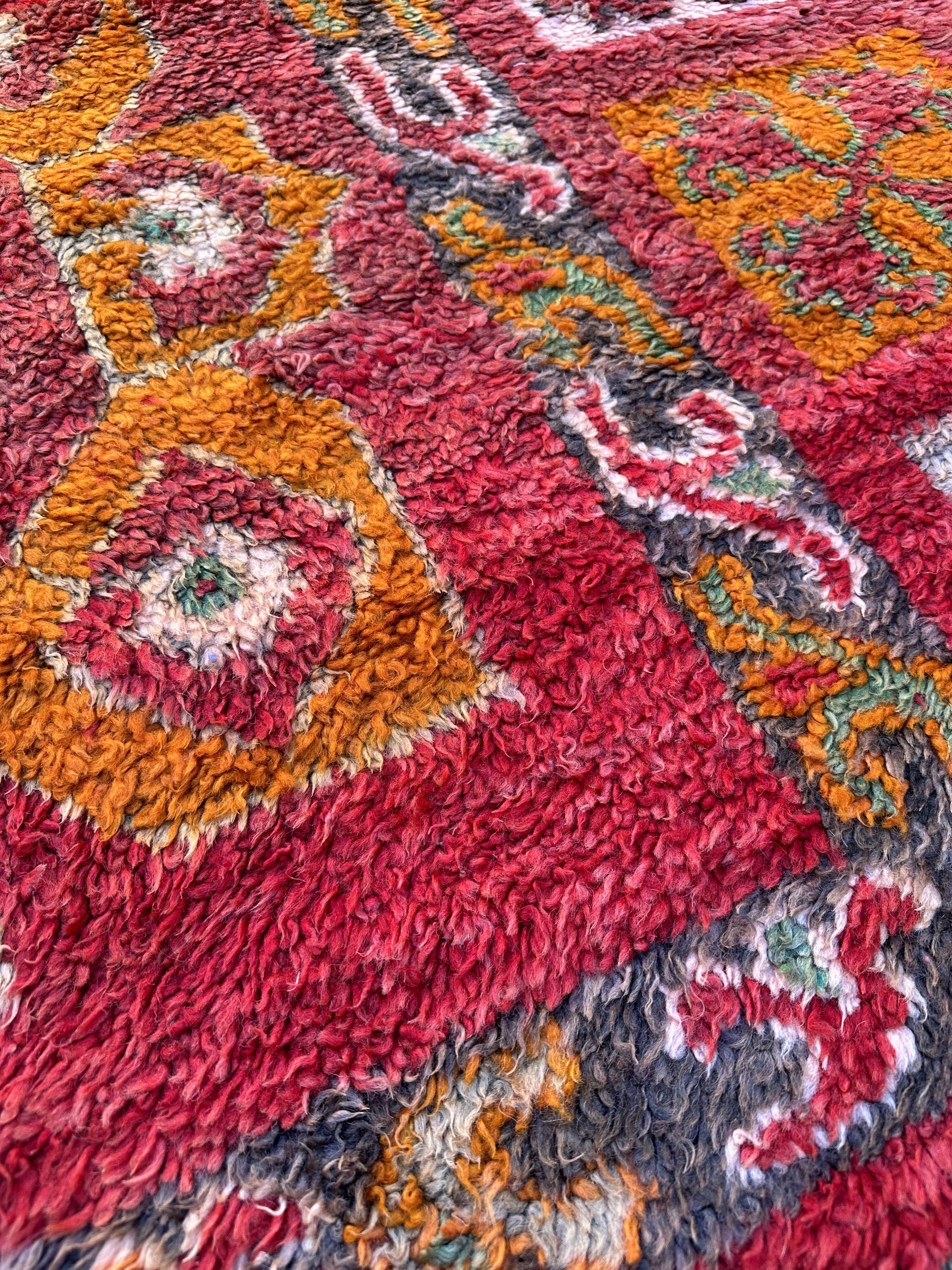 Moroccan Arabia rug red - 186 x 434 cm