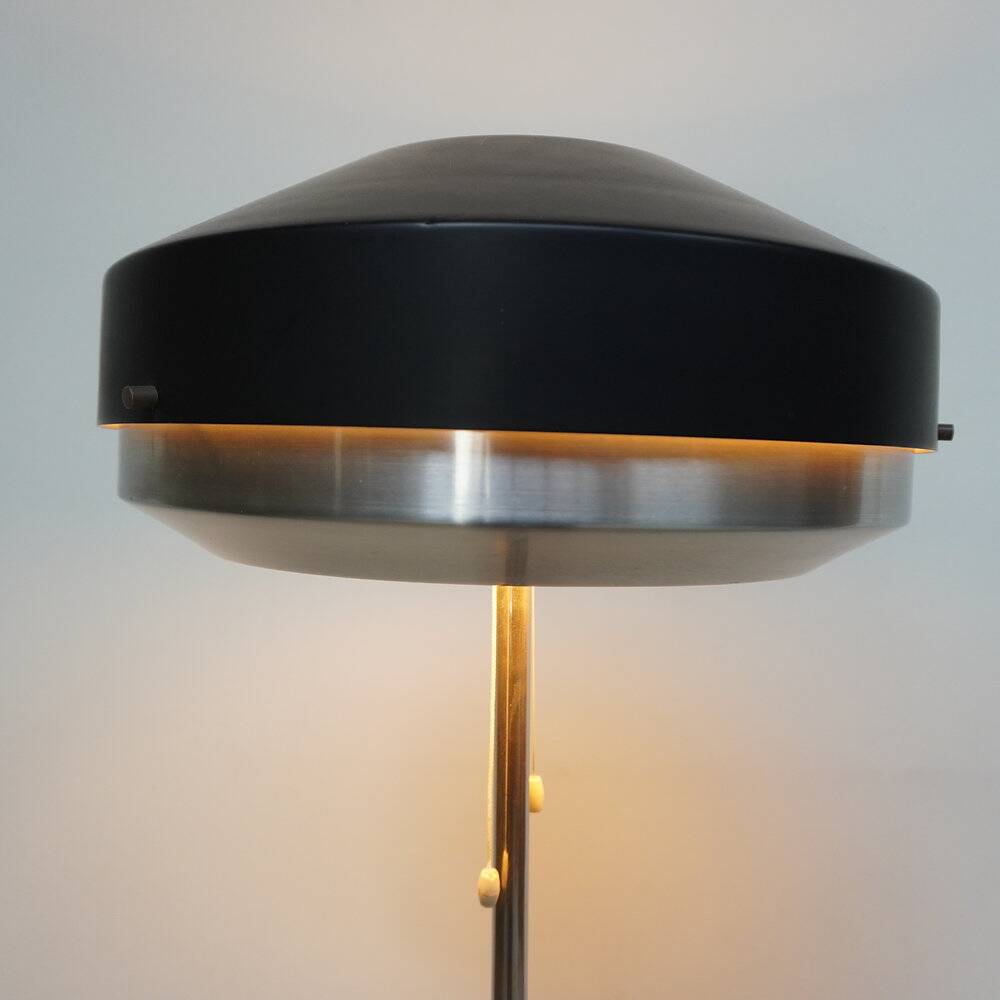 Lampe sur pied modèle 5353 par Willem Hagoort pour Hagoort Rotterdam années 1960.