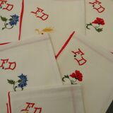 Lot de 10 serviettes de table à décor de fleurs des champs monogramme FD