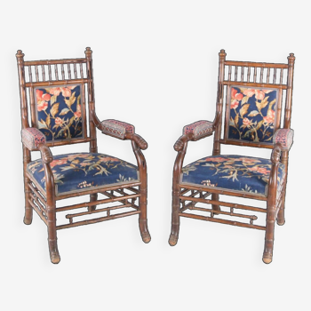 Pair of faux wood armchairs