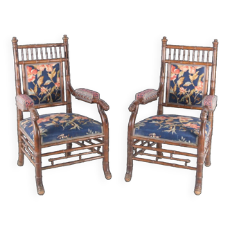 Pair of faux wood armchairs