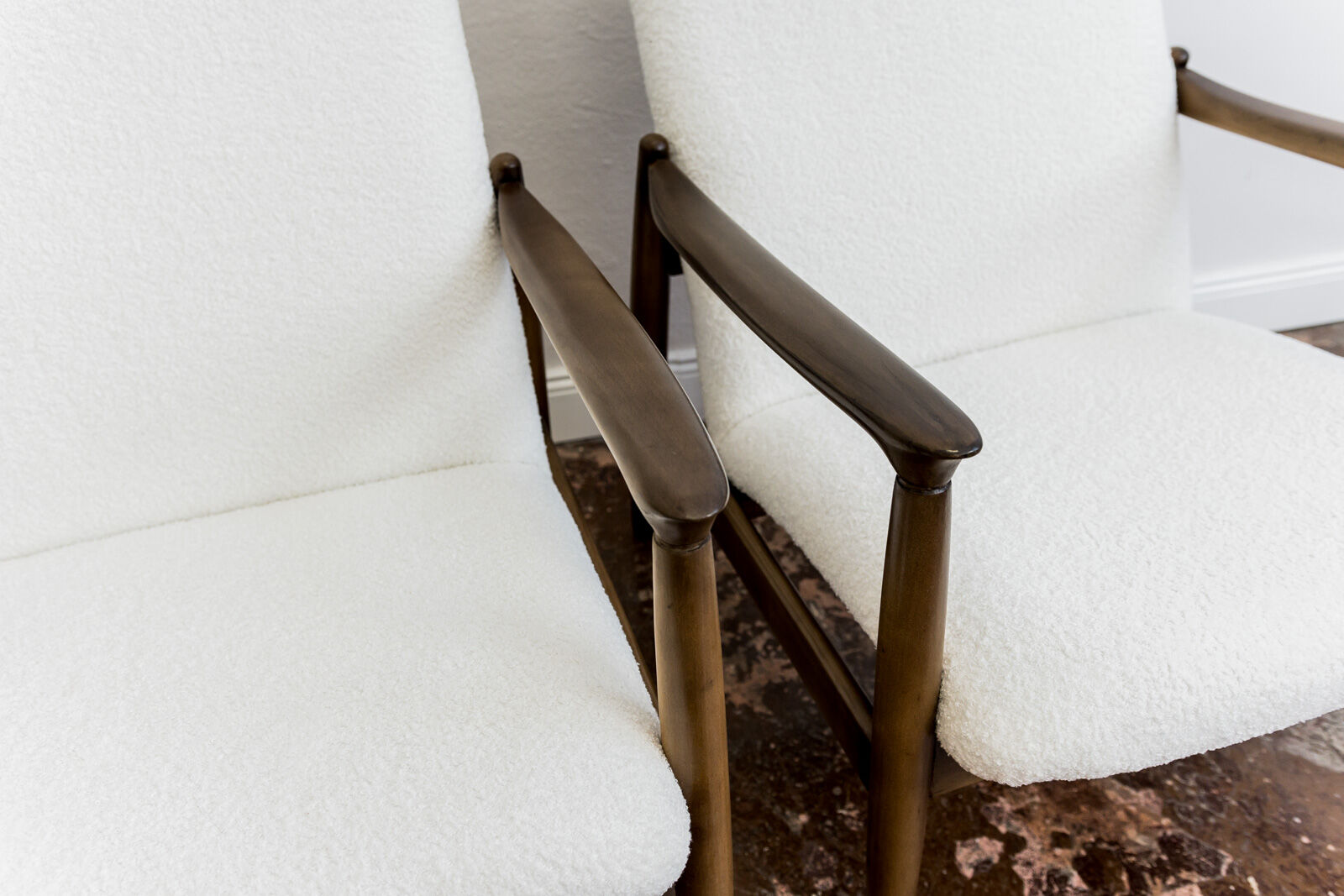 Pair of white boucle gfm 64 high back armchairs by edmund homa, 1960s