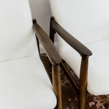 Pair of white boucle gfm 64 high back armchairs by edmund homa, 1960s