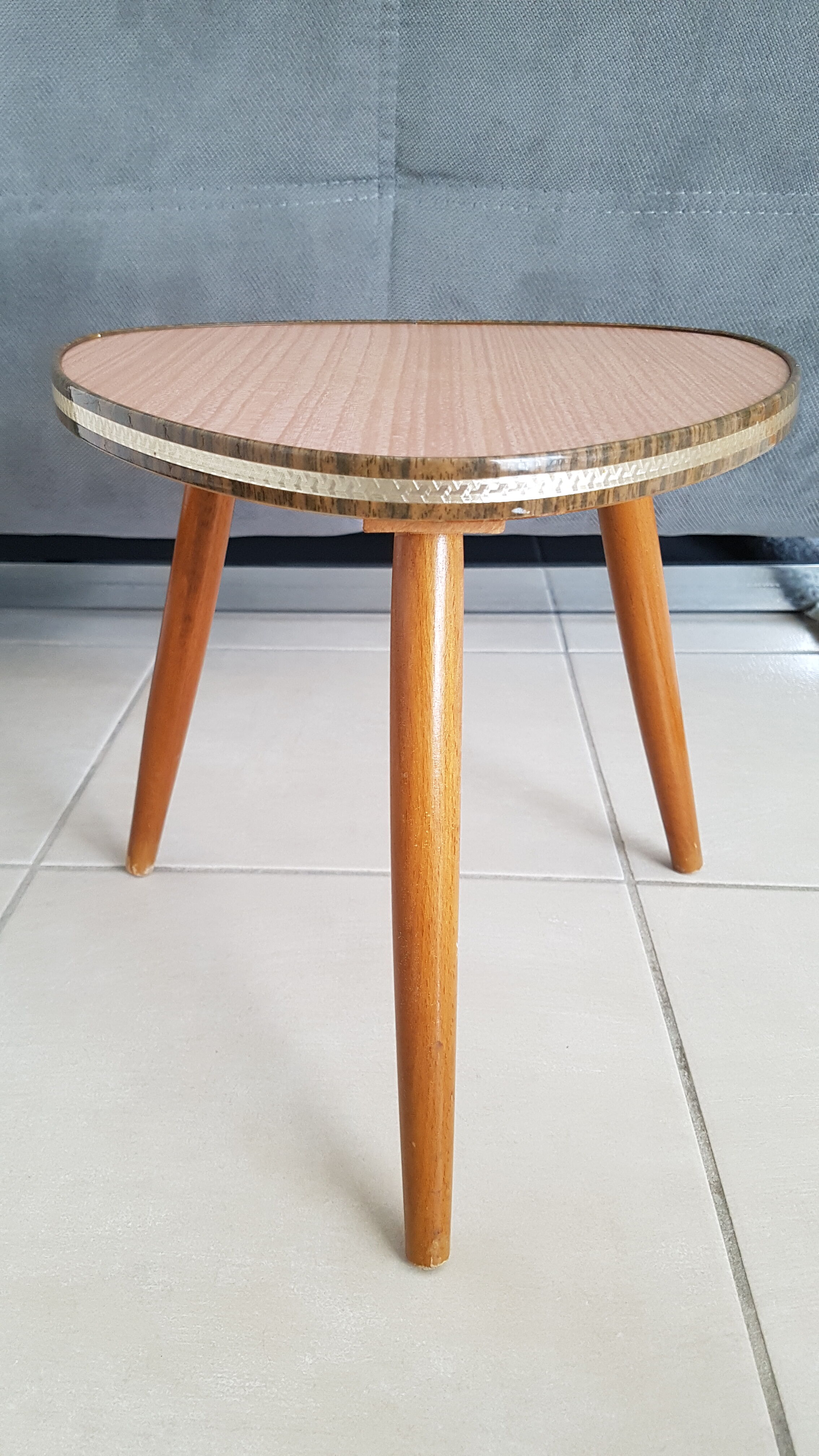 Set of 5 doors plants, pedestal tables, side tables