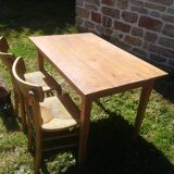 Spindle leg table, fir and beech