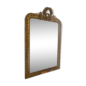 Miroir en bois et stuc doré à