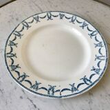 plat rond en Terre de Fer bleu U&C Digoin Sarreguemines modèle Les Ternes fin XIXème