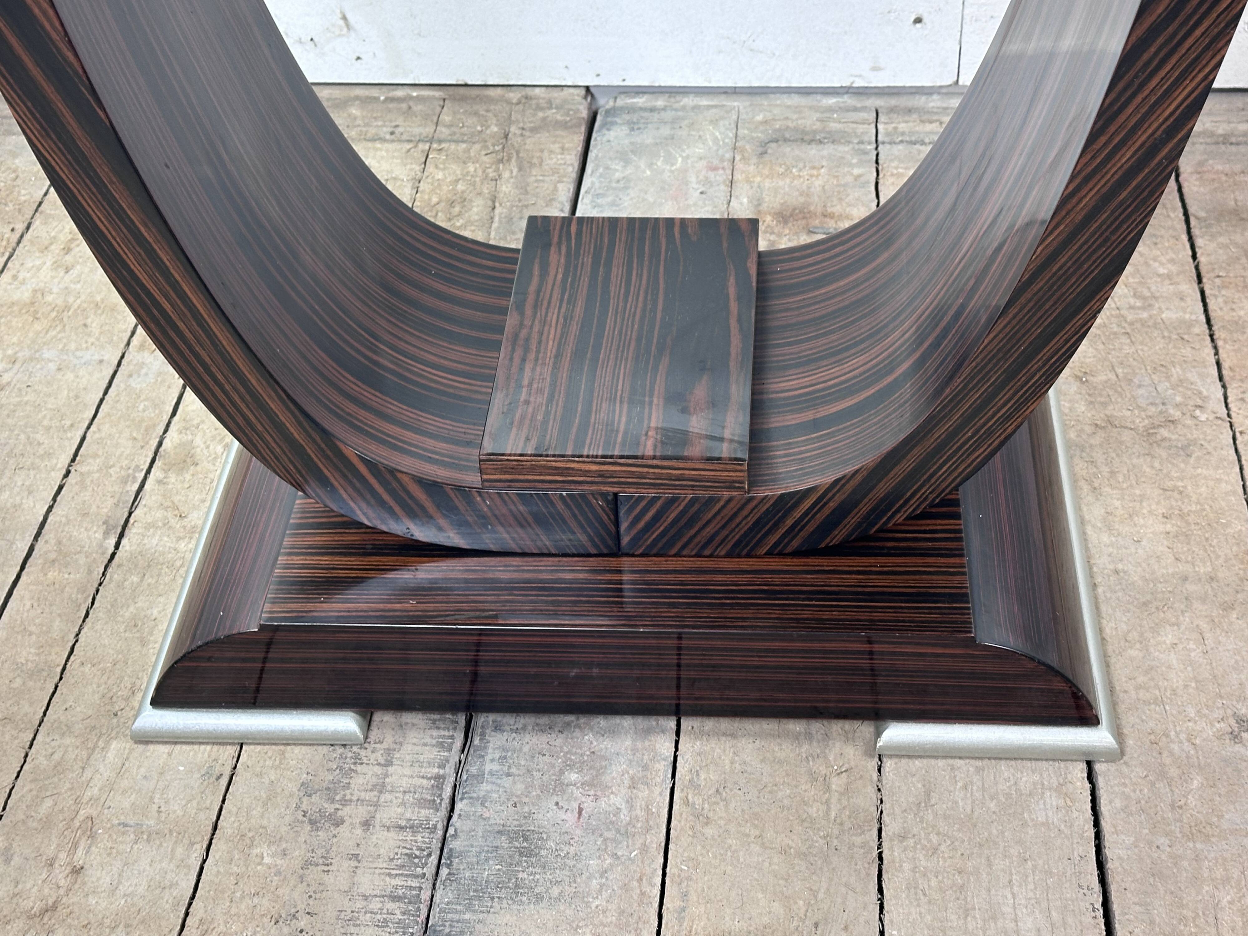 Art Deco period side table in Macassar ebony, 1930
