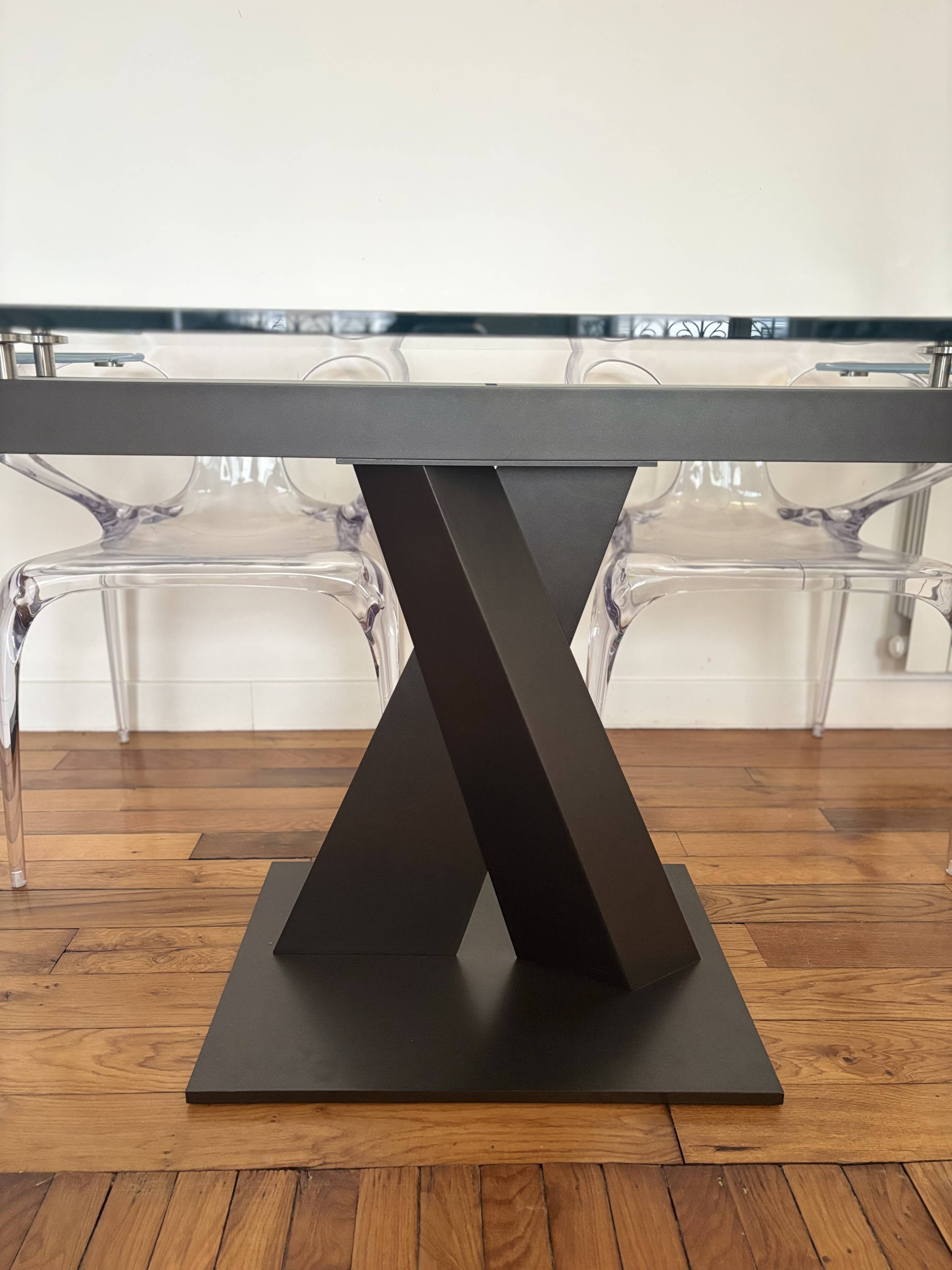Table de repas roche bobois avec 2 allonges de 40 cm intégrées