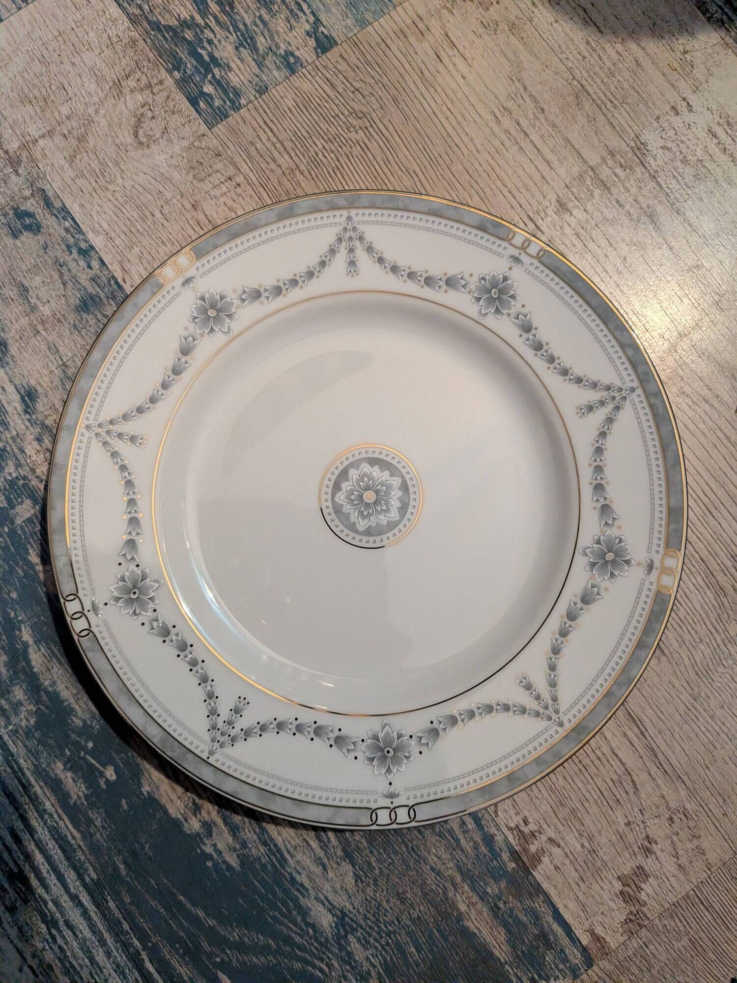 Dessert plate