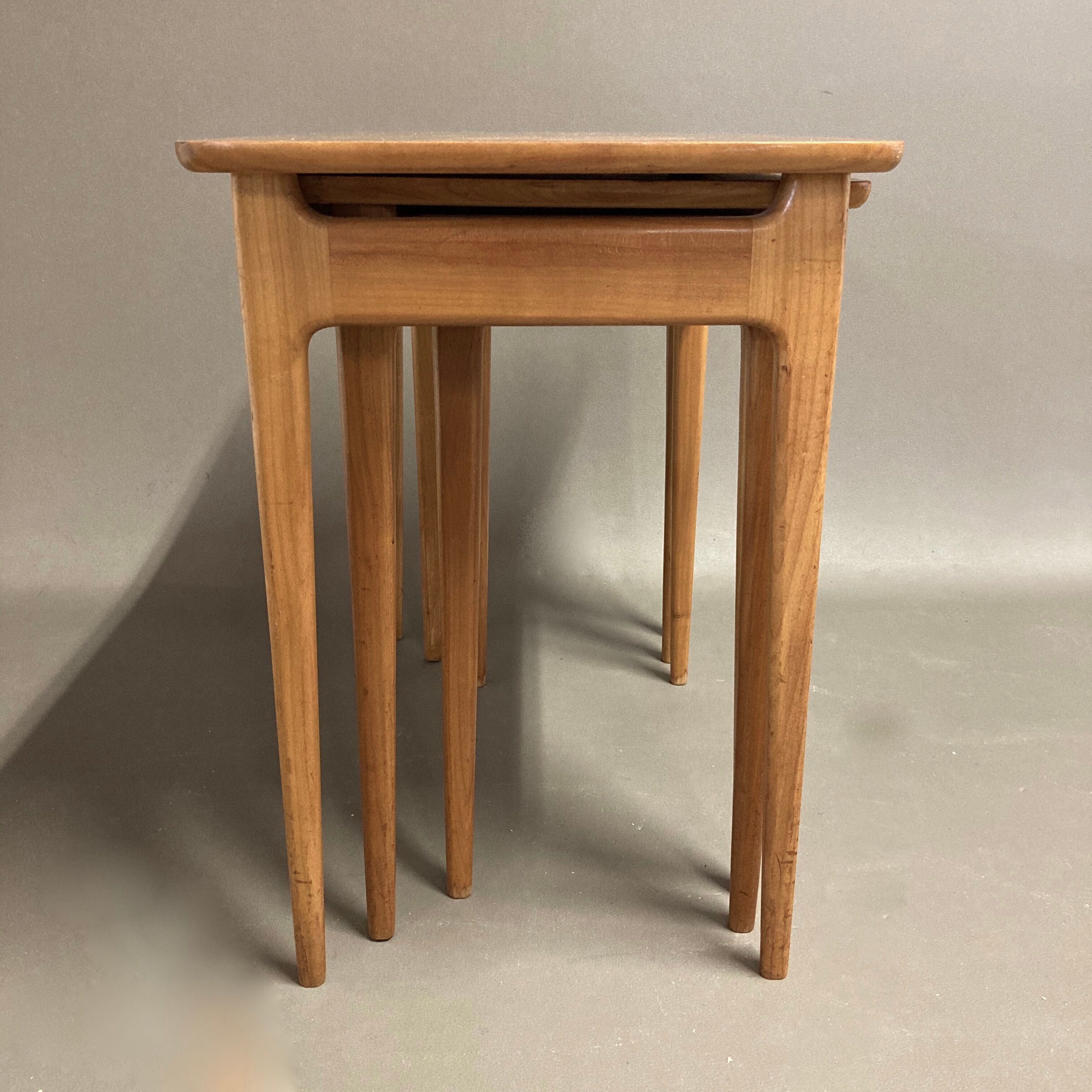Tables 1950 Scandinavian design