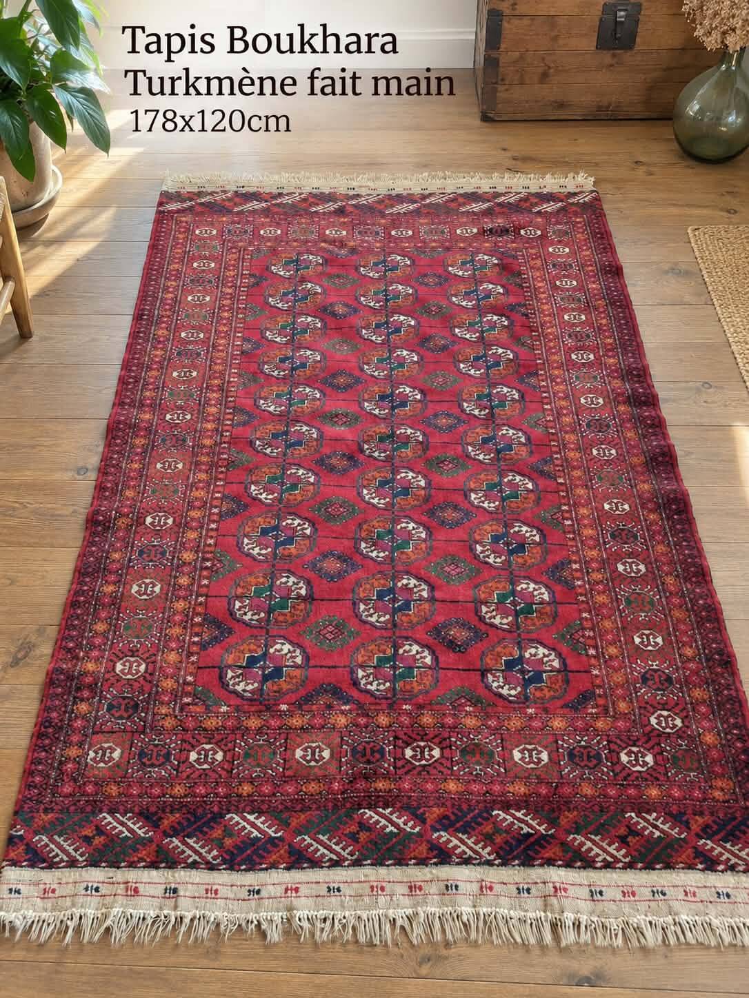 Tapis Boukhara Turkmène fait main 178x120cm