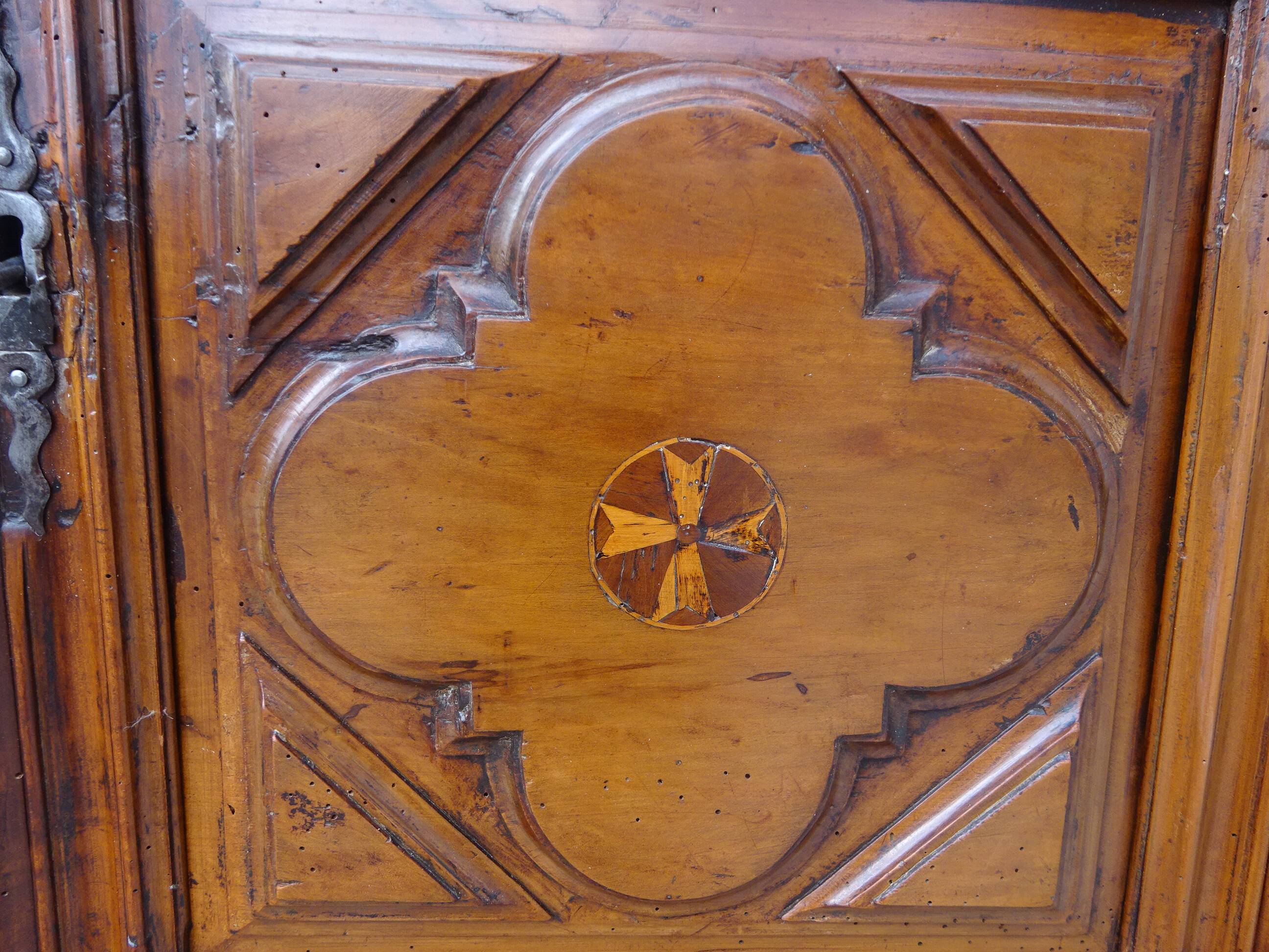 Antique Louis XIII wardrobe in solid walnut